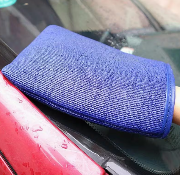 Specialized Clay Mitt